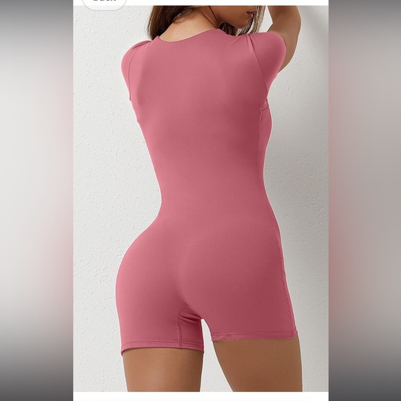 Romper - Picture 3 of 4